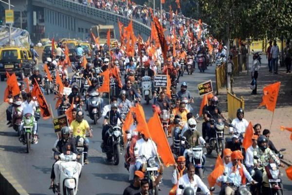 maratha revolution front rally in mumbai  heavy jams thami mumbai speed