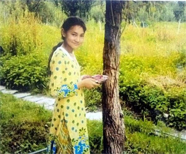 10 years  tree  rakhri