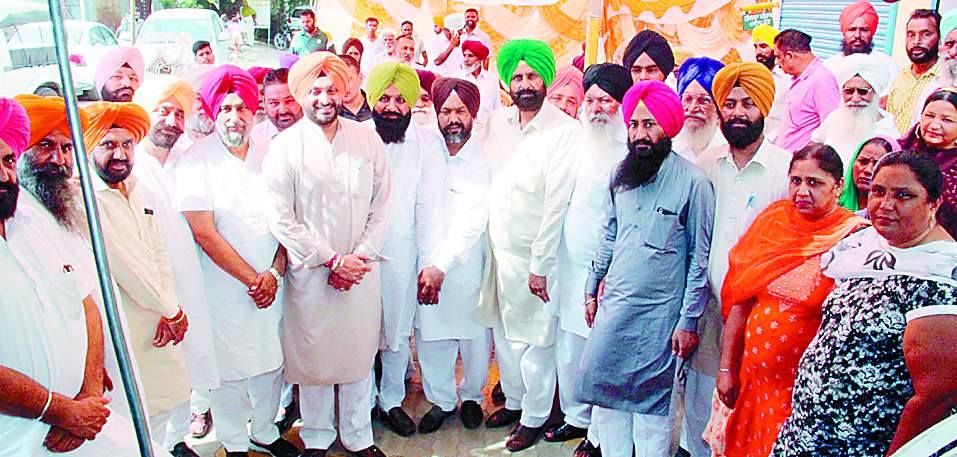 ਪੰਜਾਬ ਦੇ ਨੌਜਵਾਨਾਂ ਲਈ ਖੁਸ਼ਖਬਰੀ, ਦੀਵਾਲੀ ਤੱਕ ਮਿਲ ਜਾਣਗੇ ਕੈਪਟਨ ਦੇ ''ਸਮਾਰਟ ਫੋਨ''