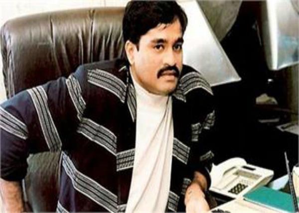 the underworld don dawood is on the bed  this dangerous disease