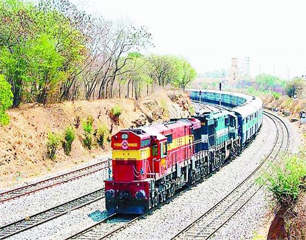 howrah   jummusvi pooja special train
