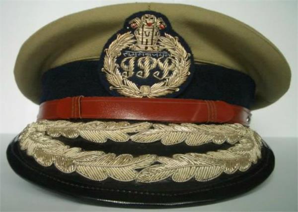 home ministry sacked 2 ips officers from service