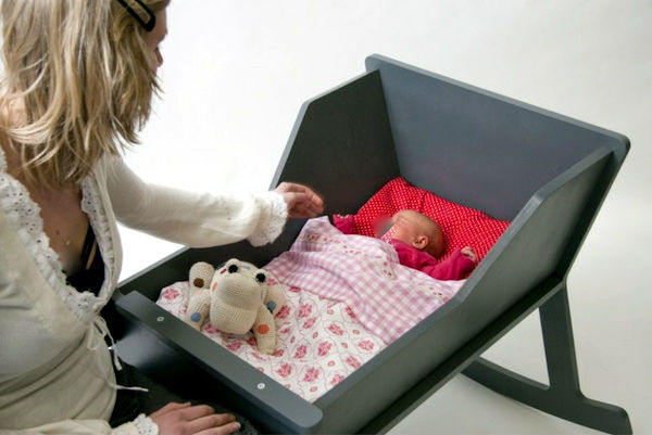 ਬੱਚੇ ਨੂੰ ਲੈ ਕੇ ਦੌੜੀ ਔਰਤ ਮਿਲੀ ਵਿਦੇਸ਼ ਤੋਂ, ਪੇਸ਼ ਹੋਵੇਗੀ ਅਦਾਲਤ 'ਚ