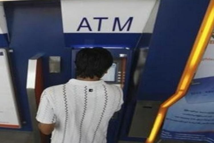 ਅਣਪਛਾਤੇ ਲੁਟੇਰਿਆਂ ਵੱਲੋਂ ਏ. ਟੀ. ਐਮ. ਲੁੱਟਣ ਦੀ ਕੋਸ਼ਿਸ਼