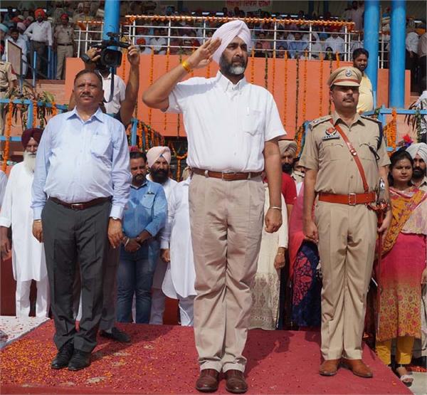 manpreet badal 