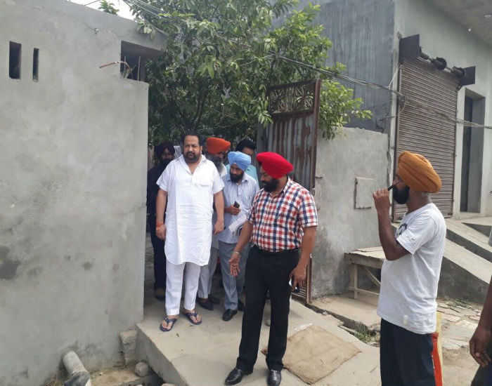 ਜ਼ਿਲਾ ਪੰਚਾਇਤ ਅਫਸਰ ਨੇ ਸਵੱਛ ਭਾਰਤ ਮੁਹਿੰਮ ਤਹਿਤ ਪਿੰਡਾਂ ਕੀਤਾ ਸਰਵੇਖਣ