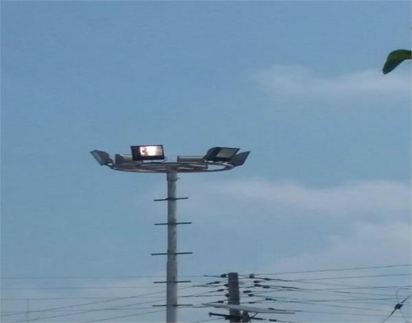 ਮਾਮਲਾ ਚੌਂਕ ਮਹਿਤਾ ਦੇ ਚੌਰਸਤੇ ''ਚ ਲੱਗੀਆਂ ਲਾਈਟਾਂ ਦਾ, ਅਜੇ ਤੱਕ ਇਨ੍ਹਾਂ ਨੂੰ ਬਿਜਲੀ ਨਹੀਂ ਹੋਈ ਨਸੀਬ