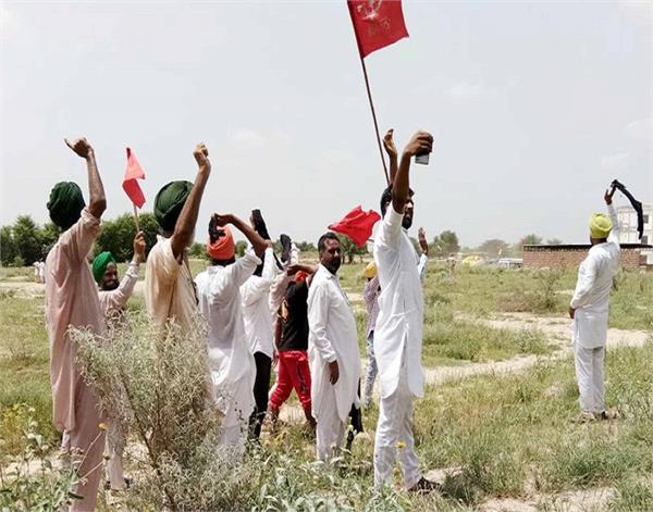 police lathi charge on leaders of nephews