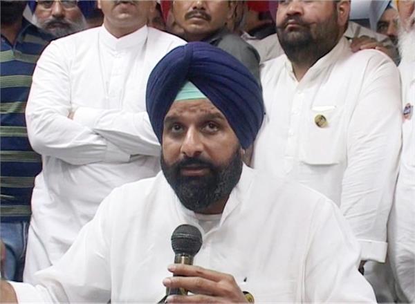 congress  bikram majithia  ramanjit sikki