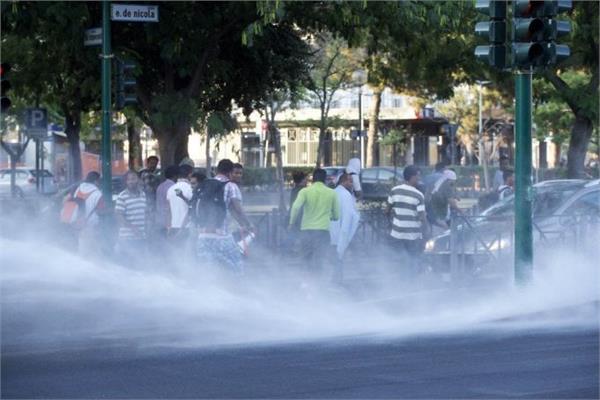a terrible conflict between immigrants and italian police in rome