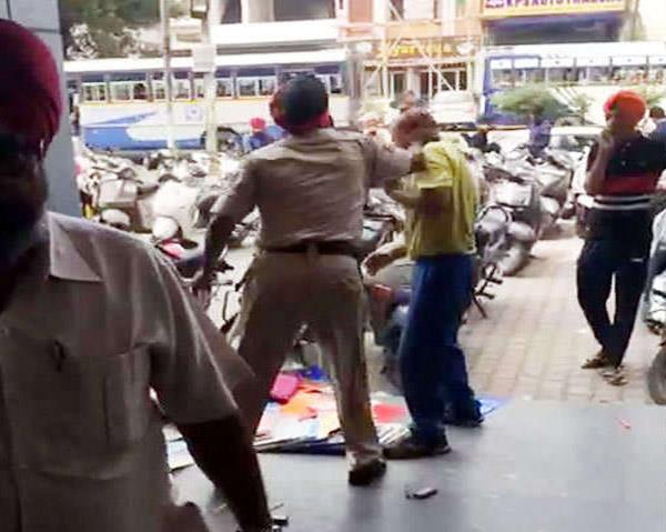 police beat strangers video viral