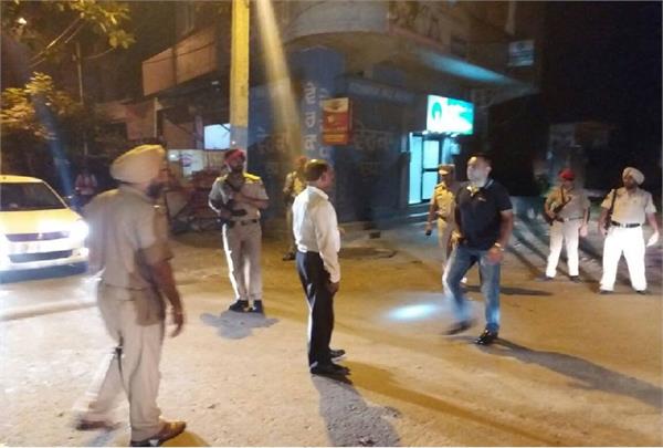 the suspected car carrying the pcr personnel took the carbine