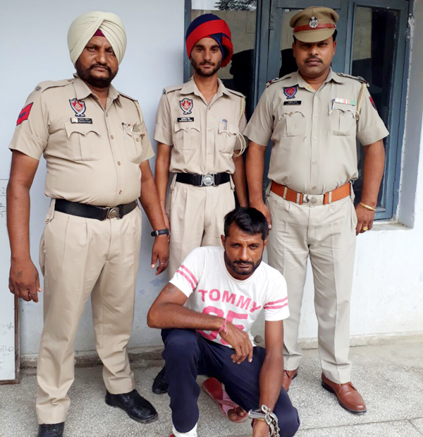 ਪੁਲਸ ਵੱਲੋਂ ਭਗੌੜਾ ਕਾਬੂ