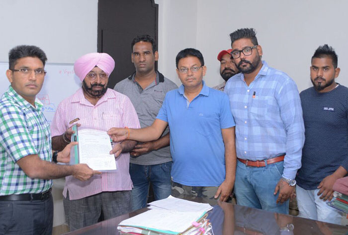 ਮੁਲਾਜ਼ਮਾਂ ਨਾਲ ਧੱਕੇਸ਼ਾਹੀ ਕਰ ਰਹੀ ਐ ਟੋਲ ਕੰਪਨੀ