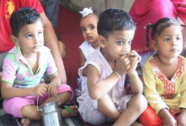 mid day meal  pregnant women are not getting milk