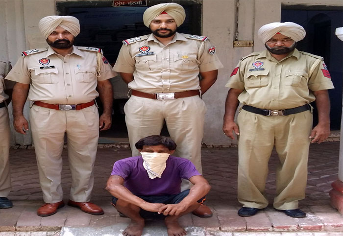 ਖੇਤਾਂ ''ਚੋਂ ਤਾਰ ਚੋਰੀ ਕਰਨ ਵਾਲਾ ਪੁਲਸ ਅੜਿੱਕੇ