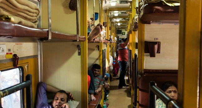 ਰੇਲਵੇ ਨੇ ਮੁਸਾਫਰਾਂ ਦੇ ਸੌਣ ਦੇ ਸਮੇਂ ''ਚ ਕੀਤੀ ਇਕ ਘੰਟੇ ਦੀ ਕਟੌਤੀ