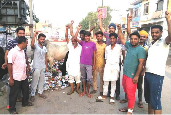 people suffer from waste dumps made in the population