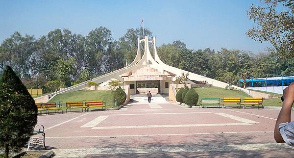 a unique temple in gujarat  which is   cash less  