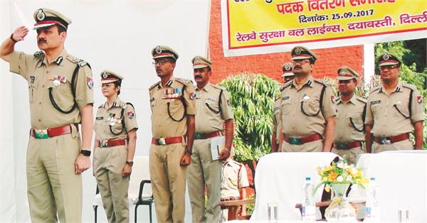 organizing railway safety force establishment day parade 2017