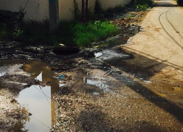 rugged dirt around 400 officers   club