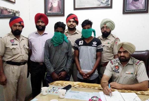 25 grams heroin including 2 arrested