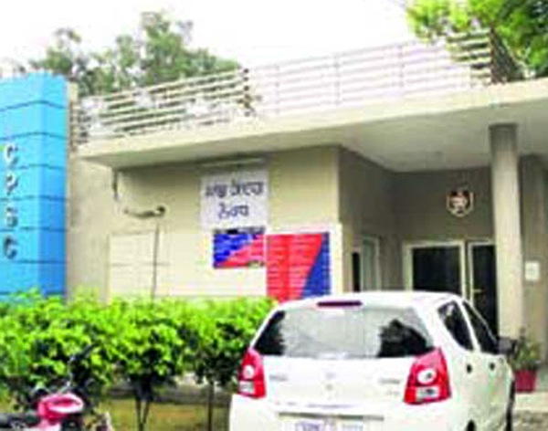 ਅਕਾਲੀ ਆਊਟ, ਕਾਂਗਰਸੀ ਇਨ!