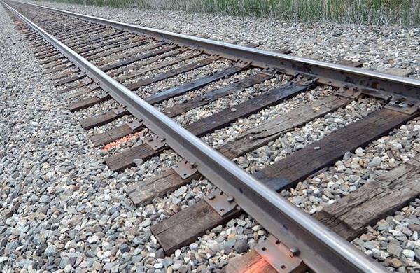 man dies due to train jar