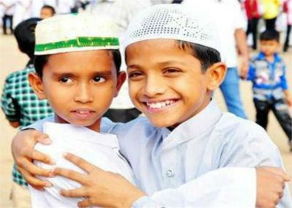 the prayer of bakrid 1000 muslim brothers in gurdwara sahib