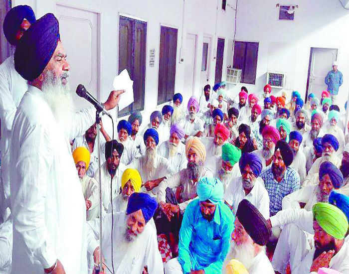 ਸਿਆਸੀ ਦਬਾਅ ਅਧੀਨ ਸਰਕਾਰੀ ਤੌਰ ''ਤੇ ਹੁੰਦੀਆਂ ਨੇ ਗੁਰੂ ਘਰਾਂ ਦੀਆਂ ਬੇਅਦਬੀਆਂ : ਮਲਕੀਅਤ ਸਿੰਘ ਏ. ਆਰ.