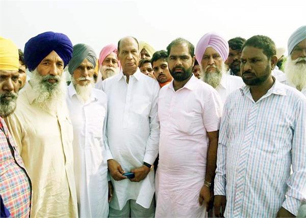 agnihotri had discussions with congress workers