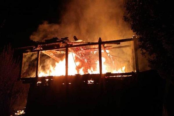 house in got it fierce fire