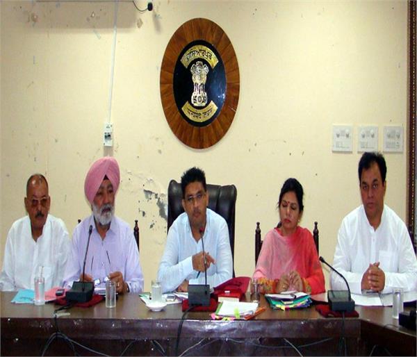 deputy commissioner reviews paddy procurement purchase