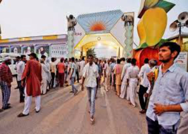 ਡੇਰੇ ''ਚ ਮਿਲਦਾ ਸੀ ਨਸ਼ੇ ਵਾਲਾ ਪ੍ਰਸ਼ਾਦ , ਕਤਲ ਕਰਕੇ ਦਿੱਤੀ ਧਮਕੀ'' ਡੇਰੇ ਦੀ ਸ਼ਾਨ ਦੇ ਖਿਲਾਫ ਕੁਝ ਬੋਲਿਆ ਤਾਂ....''