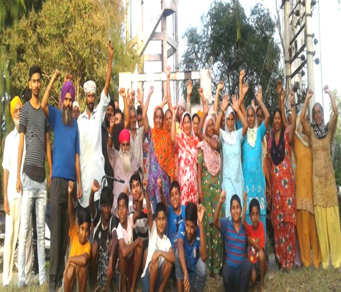 ਪੀਣ ਵਾਲੇ ਪਾਣੀ ਦੇ ਵਧਾਏੇ ਬਿੱਲਾਂ ਦੇ ਵਿਰੋਧ ''ਚ ਨਾਅਰੇਬਾਜ਼ੀ