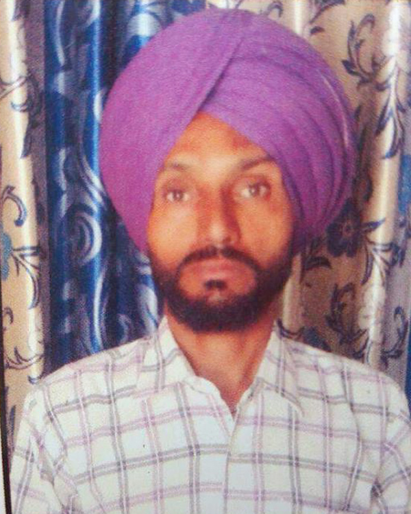 ਮੋਗਾ : ਕਰਜ਼ੇ ਤੋਂ ਪ੍ਰੇਸ਼ਾਨ ਕਿਸਾਨ ਨੇ ਸਲਫਾਸ ਦੀਆਂ ਗੋਲੀਆਂ ਖਾ ਕੇ ਕੀਤੀ ਖੁਦਕੁਸ਼ੀ