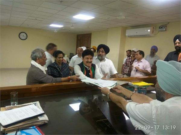 gurdaspur byelection nomination papers candidates