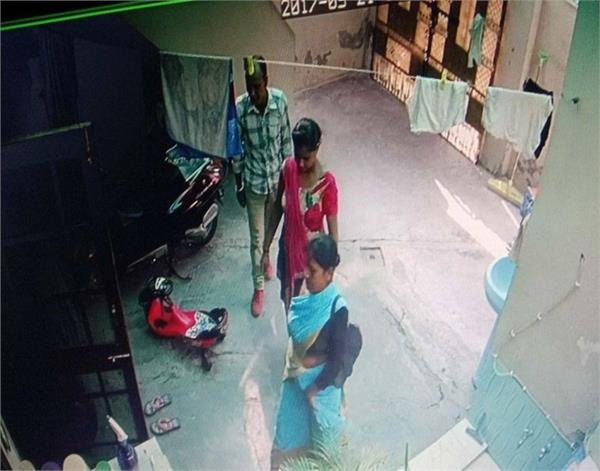 kalyugi mother in law attacked her own daughter in law