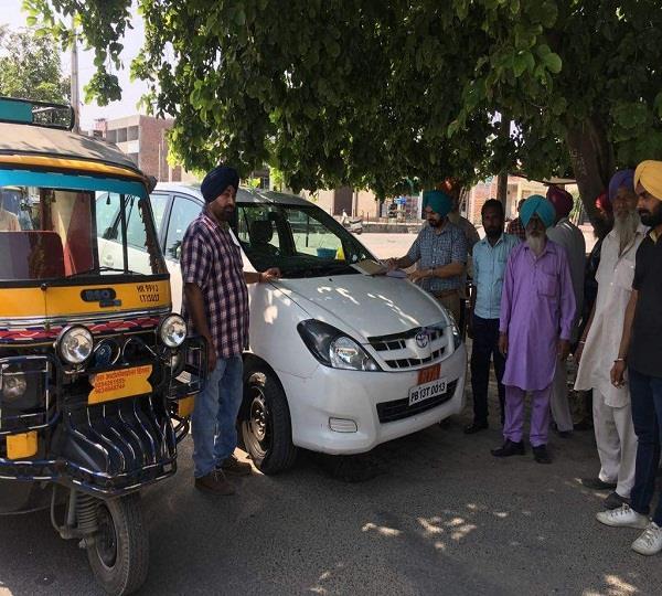 ਆਰ. ਟੀ. ਏ. ਦਫਤਰ ਅਚਨਚੇਤ ਛਾਪੇਮਾਰੀ ਦੌਰਾਨ 6 ਕਲਰਕ ਮਿਲੇ ਗੈਰ-ਹਾਜ਼ਰ