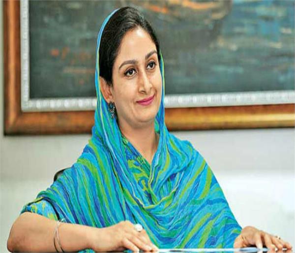 harsimrat kaur badal