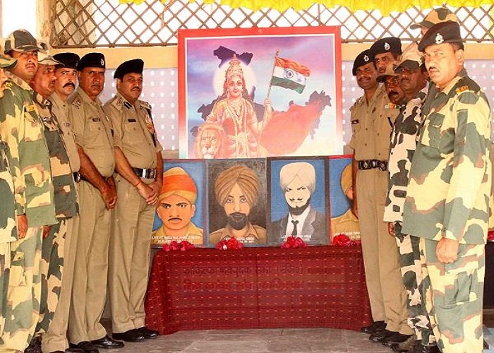 ਭਾਰਤ-ਪਾਕਿਸਤਾਨ ਵਿਚਕਾਰ 1965 ਦੀ ਜੰਗ ਦੇ ਸ਼ਹੀਦਾਂ ਨੂੰ ਦਿੱਤੀ ਸ਼ਰਧਾਂਜਲੀ