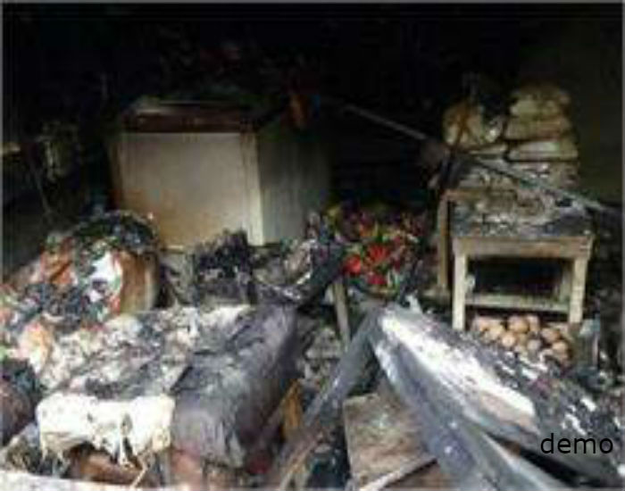 ਕਰਿਆਨੇ ਦੀ ਦੁਕਾਨ ''ਤੇ ਲੱਗੀ ਅੱਗ, ਦੁਕਾਨਦਾਰ ਝੁਲਸਿਆ