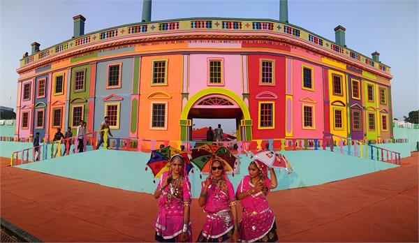 ਚੰਡੀਗੜ੍ਹ : ਪ੍ਰਦਰਸ਼ਨੀ ਗਰਾਊਂਡ ''ਚ 10 ਦਿਨਾ ਰੰਗਾਰੰਗ ''ਡਾਂਡੀਆ ਉਤਸਵ'' ਸ਼ੁਰੂ