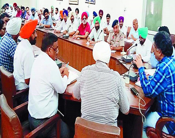 ਸੂਫ਼ੀ ਸੰਤ ਸ਼ੇਖ ਬਾਬਾ ਫਰੀਦ ਜੀ ਦਾ ਆਗਮਨ ਪੁਰਬ ਮਨਾਉਣ ਦੀਆਂ ਤਿਆਰੀਆਂ ਅੰਤਿਮ ਛੋਹਾਂ ''ਤੇ : ਡੀ. ਸੀ.