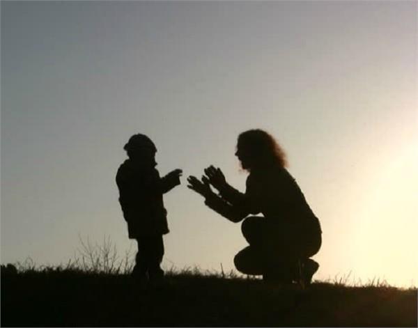 mother put it let me get my baby