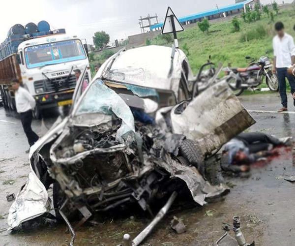 cars collide with a roadside truck