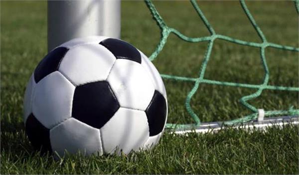 footballers will appear in the exhibition match