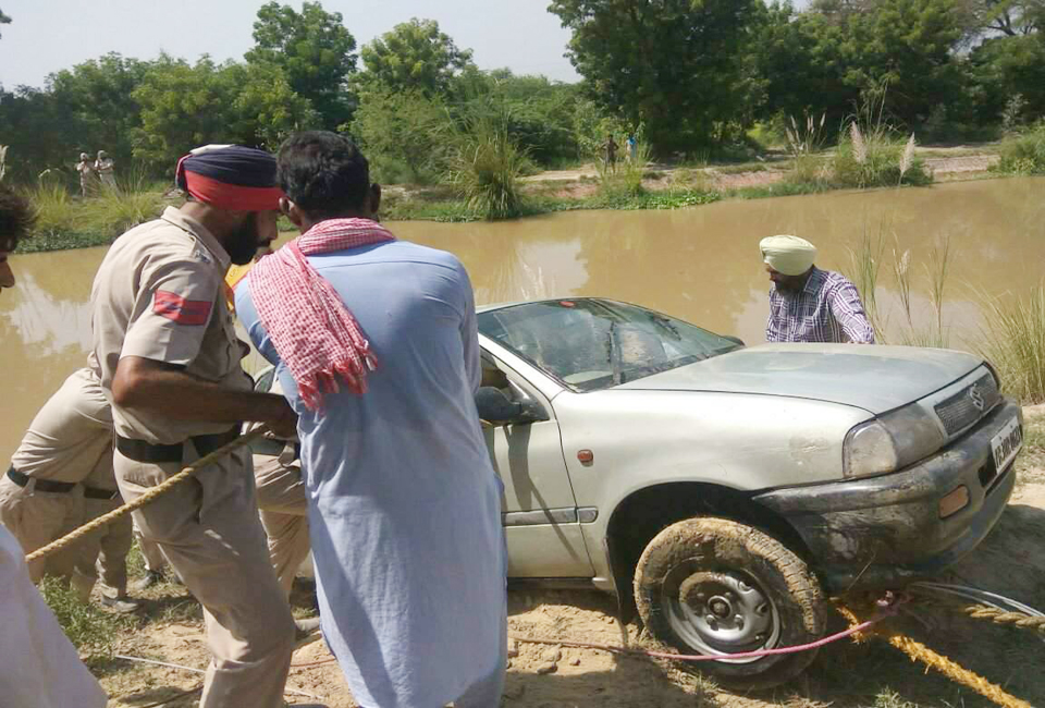 ਸਰਹਿੰਦ ਨਹਿਰ ਡਿੱਗੀ ਕਾਰ, ਐੱਮ. ਏ. ਦੀ ਪੜ੍ਹਾਈ ਕਰ ਰਹੀ ਲੜਕੀ ਦੀ ਮੌਤ