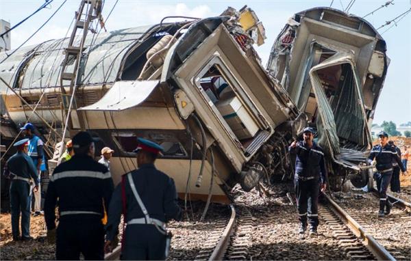 at least seven dead in morocco train crash