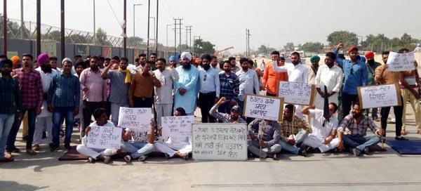 the bajrang dal supported the nadeen mazdoor union